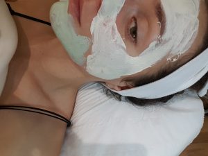 Cooling, soothing, pore minimising and tightening mask