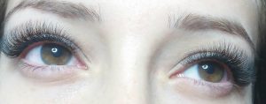 Eyelash extensions by Tinna