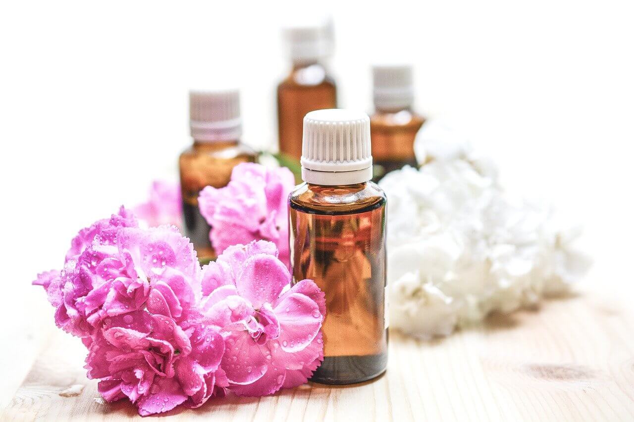 Essential hair oils for weekly hair care 